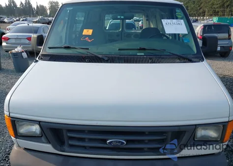 2005 Ford Econoline E150 Van из США, поврежденный, VIN 1FTRE14W35HA20152